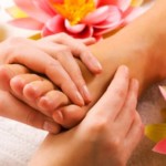 Thai-Massage-foot_massage4